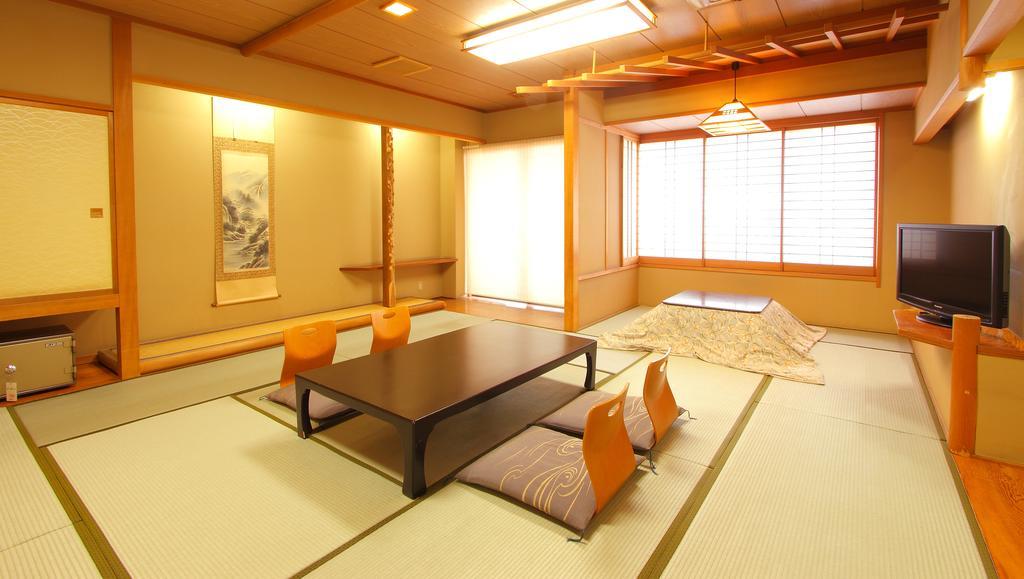 Isawa View Hotel Fuefuki Luaran gambar