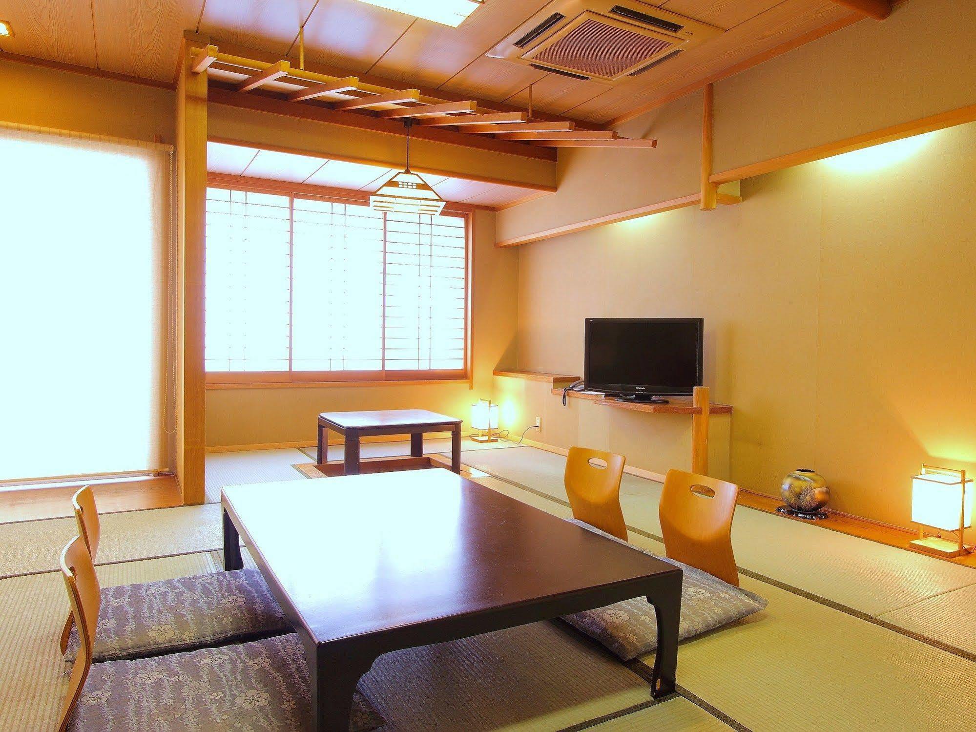 Isawa View Hotel Fuefuki Luaran gambar